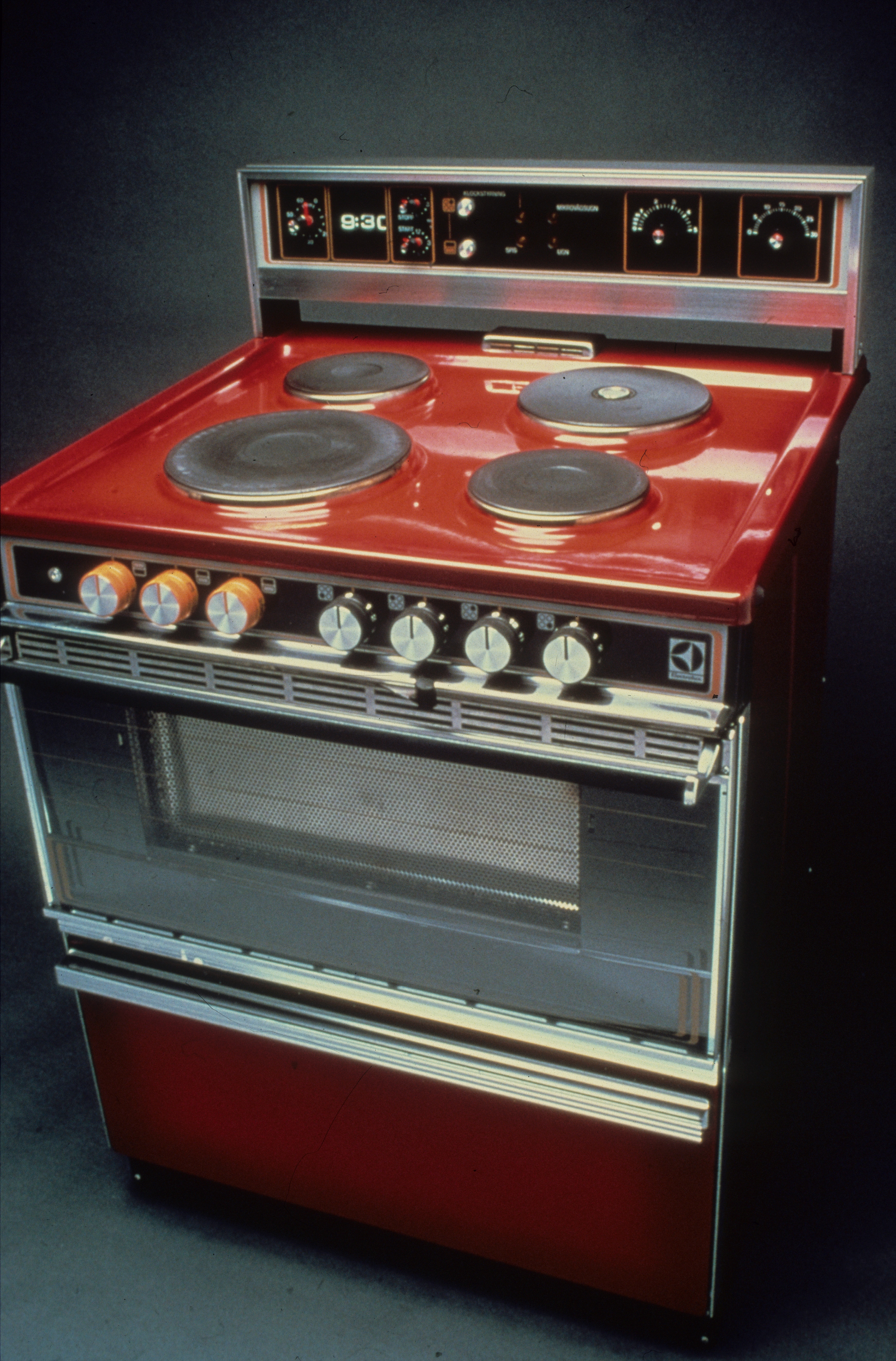 The stove Microlux, with built in microwave funtion in the stove