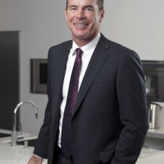 Keith R McLoughlin. Head of R&D, Purchasing and Manufacturing within Major Appliances, Executive Vice-President