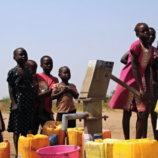 Electrolux acts against water scarcity