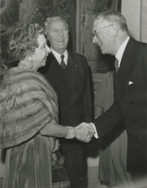 Axel Wenner-Gren and his wife Marguerite visits the Swedish king Gustaf VI Adolf