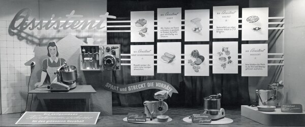 Exhibition showcase for the Electrolux kitchen assistent N1.