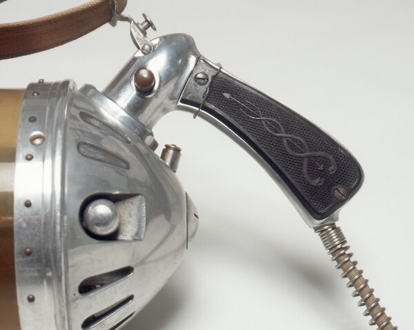 Handtaget på Model Lux V