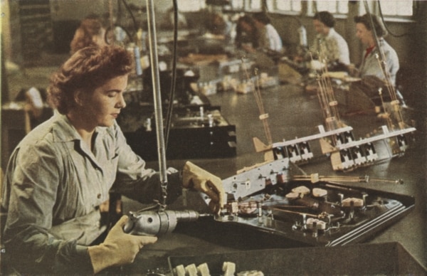 Assembly of electric stoves 1953