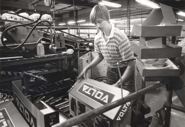 Manufacture of Volta vacuum cleaners at the factory in Västervik