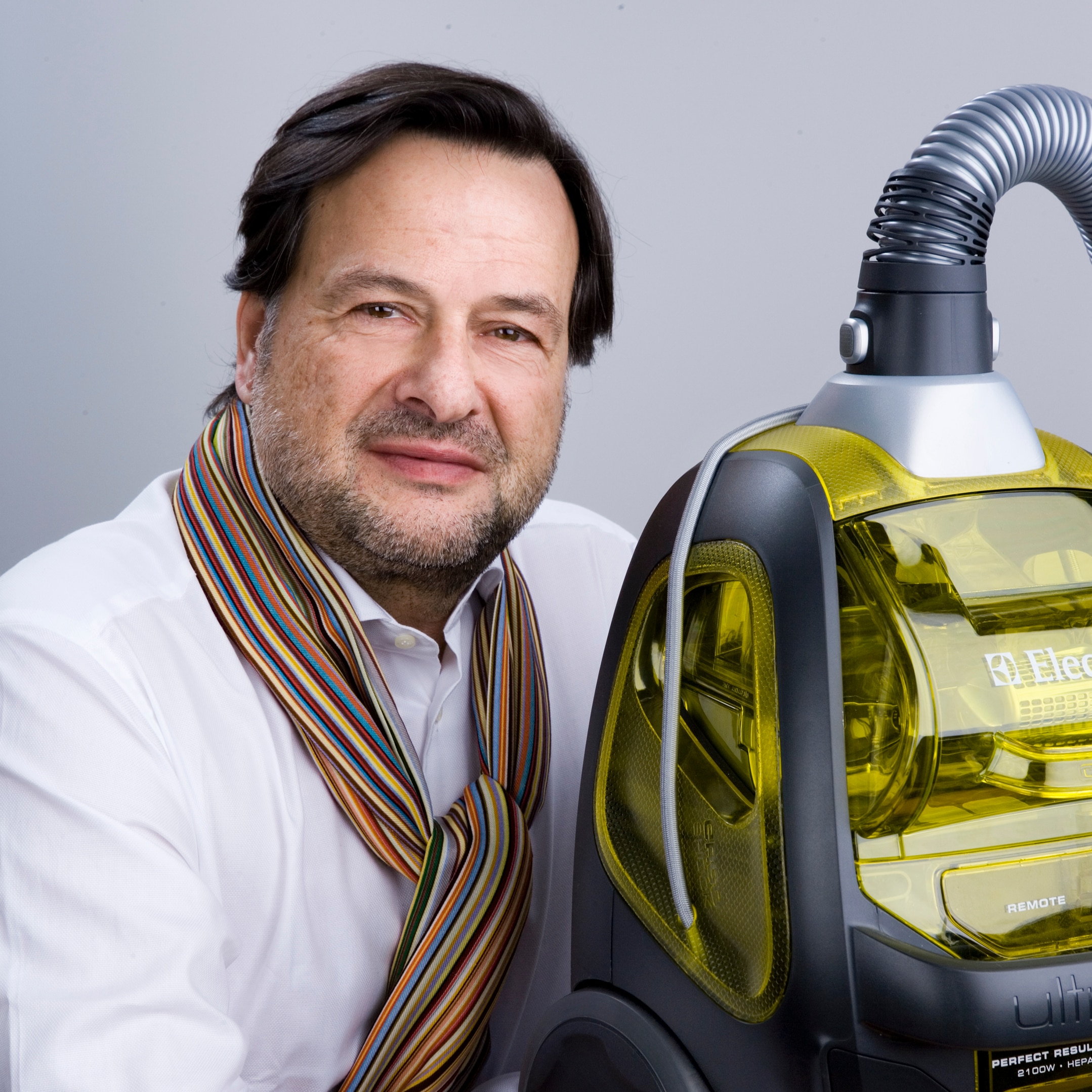 Stefano Marzano har utsetts till Chief Design Officer, en ny roll i Electrolux. Marzano kommer att leda en ny koncernstab som samlar alla designrelaterade kompetenser i koncernen.